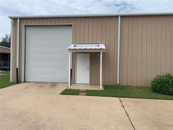 4.81 Acres of Improved Commercial Land for Lease in College Station, Texas