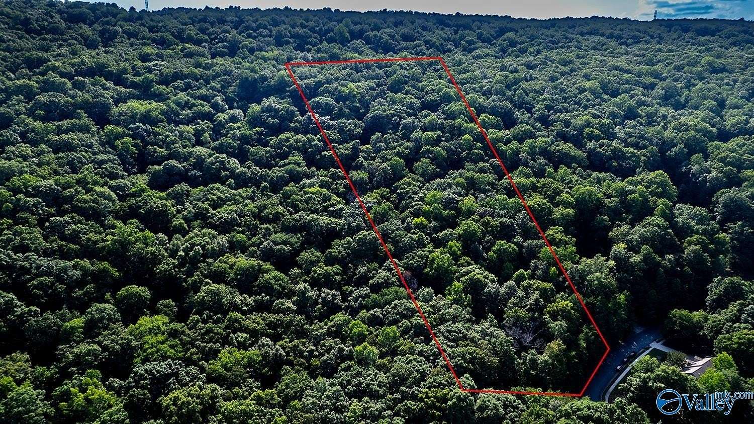 5.36 Acres of Land for Sale in Owens Cross Roads, Alabama