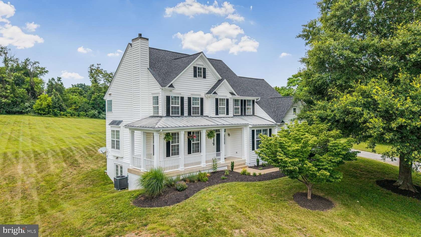 3.7 Acres of Land with Home for Sale in Hamilton, Virginia