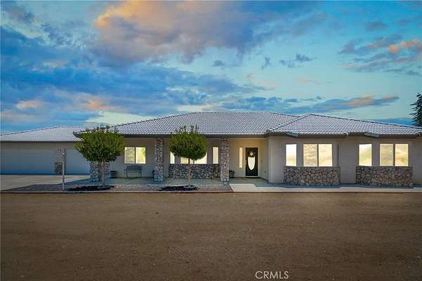 2 Acres of Land with Home for Sale in Piñon Hills, California
