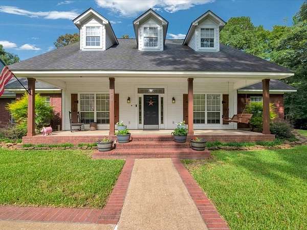 5 Acres of Land with Home for Sale in Nacogdoches, Texas