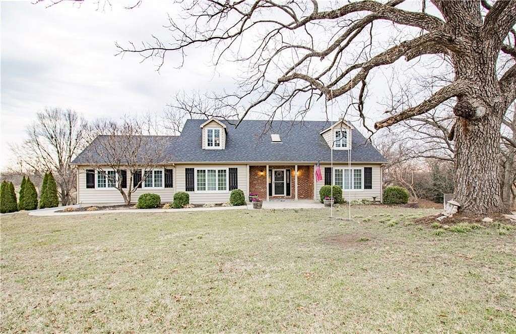 2 Acres of Land with Home for Sale in Warrensburg, Missouri