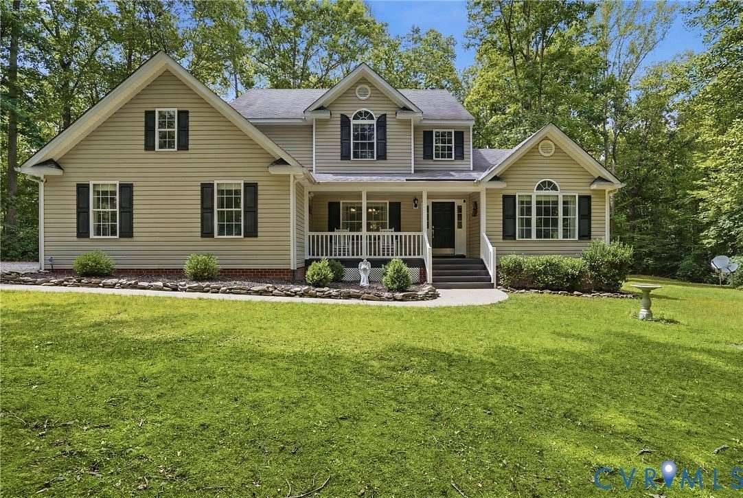 10 Acres of Land with Home for Sale in Mechanicsville, Virginia