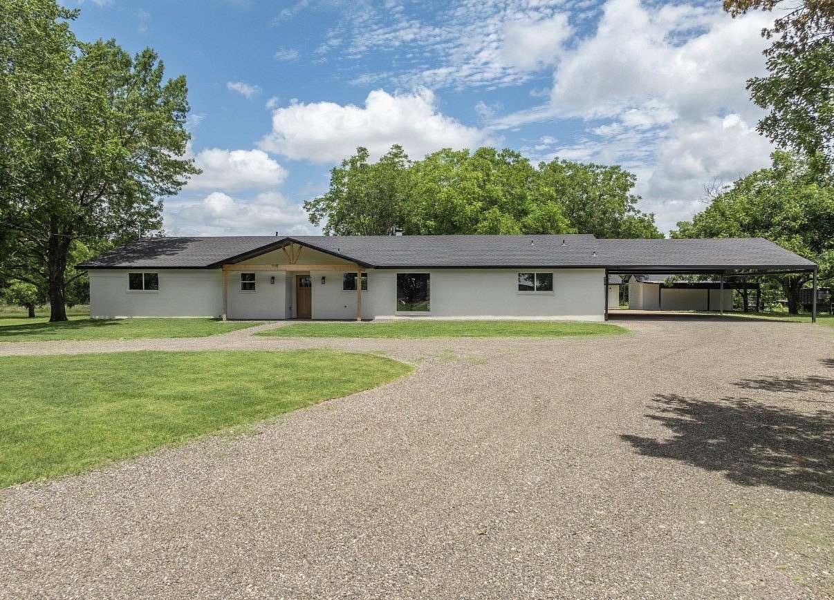 5.6 Acres of Land with Home for Sale in Robinson, Texas