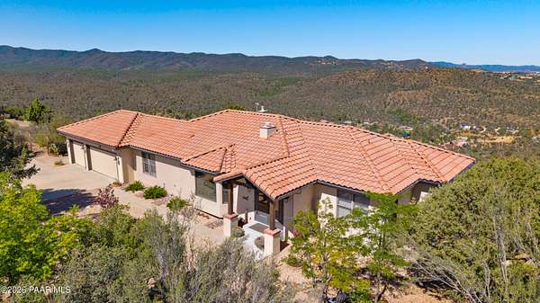 1.5 Acres of Land with Home for Sale in Prescott, Arizona