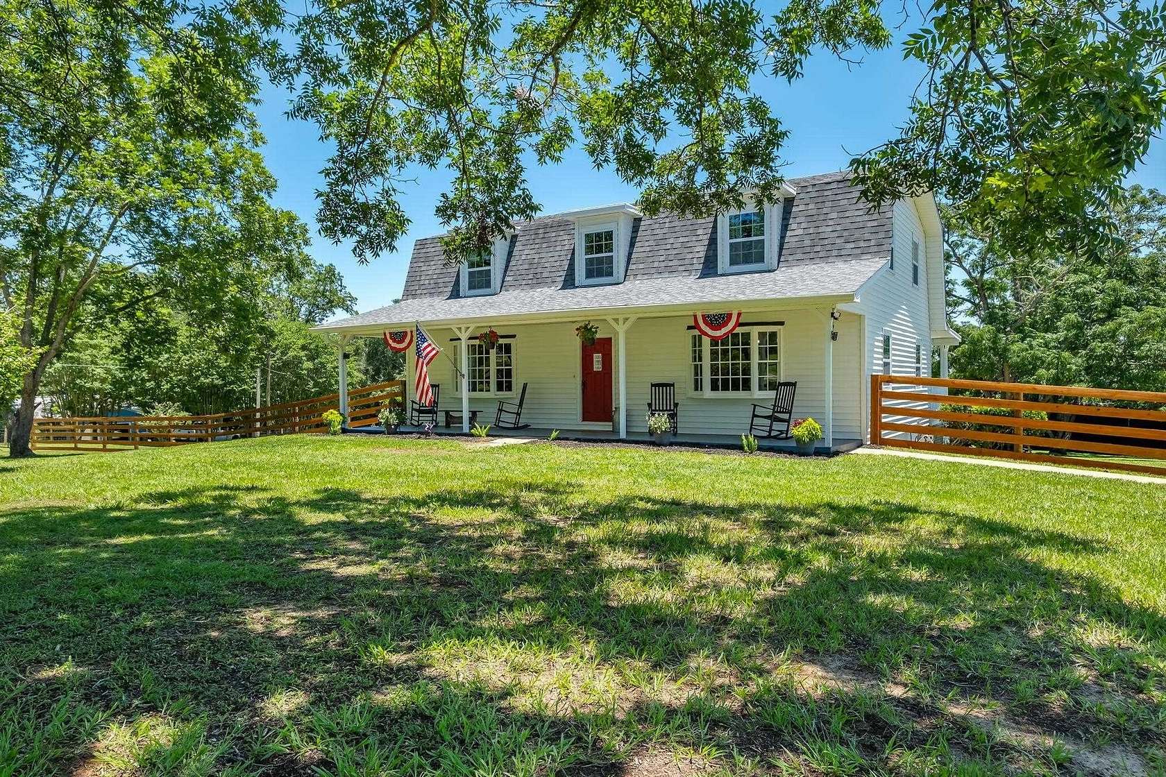 2 Acres of Land with Home for Sale in Tallahassee, Florida