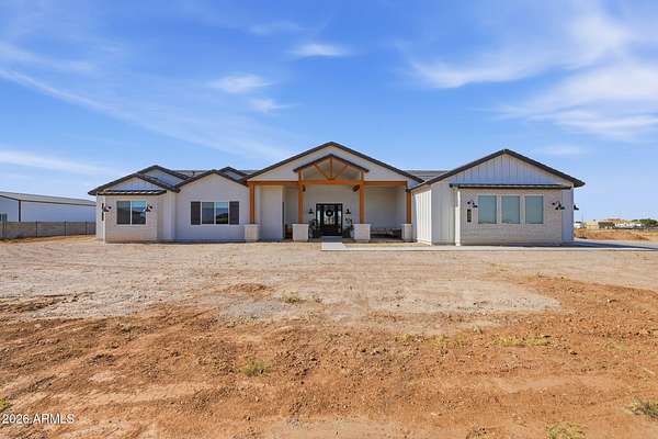 2 Acres of Land with Home for Sale in San Tan Valley, Arizona