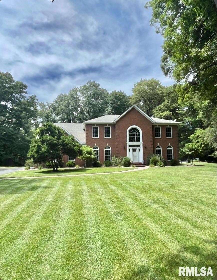 6.86 Acres of Land with Home for Sale in O'Fallon, Illinois