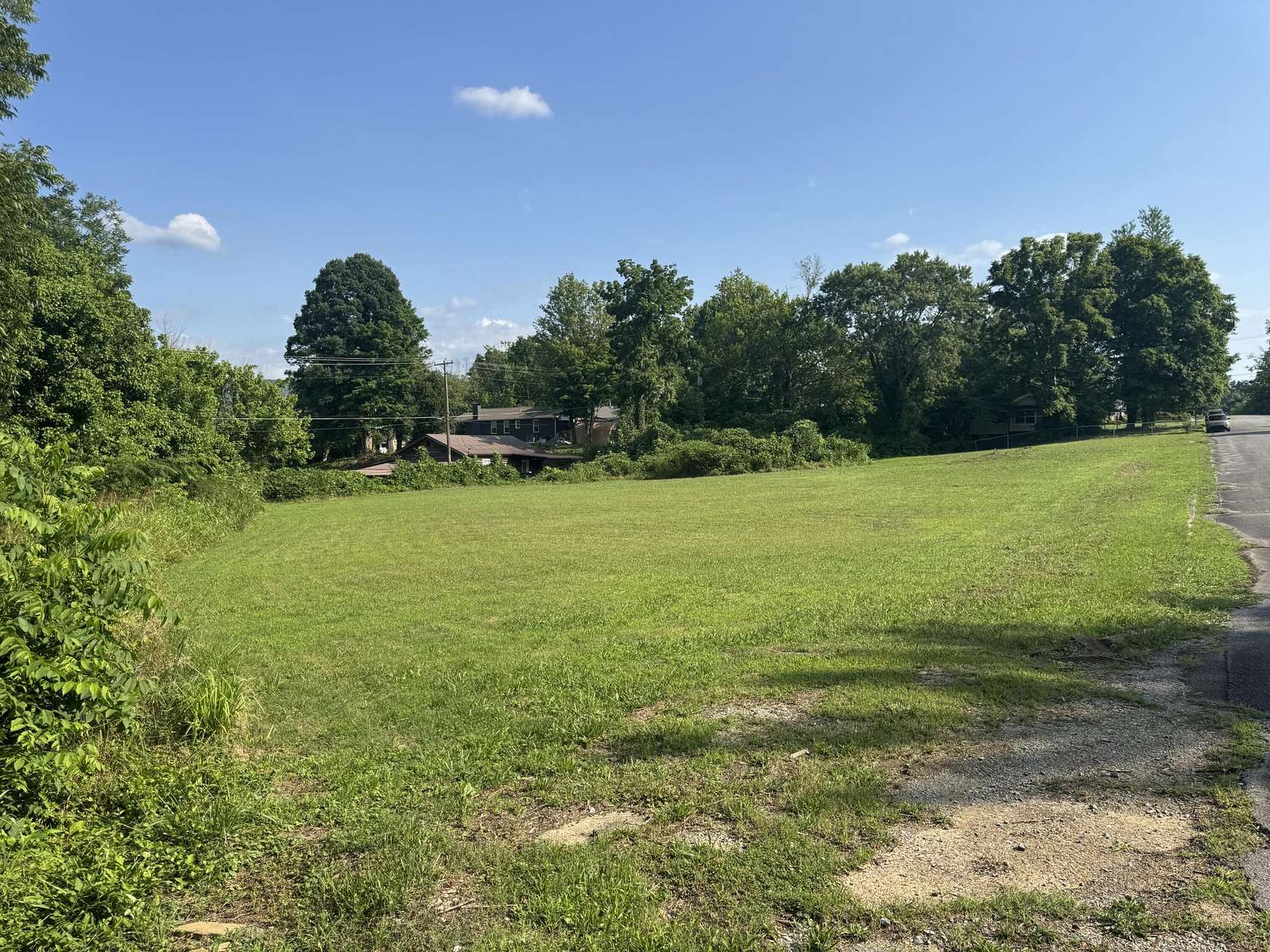 0.95 Acres of Residential Land for Sale in Etowah, Tennessee