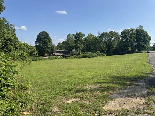 0.95 Acres of Residential Land for Sale in Etowah, Tennessee