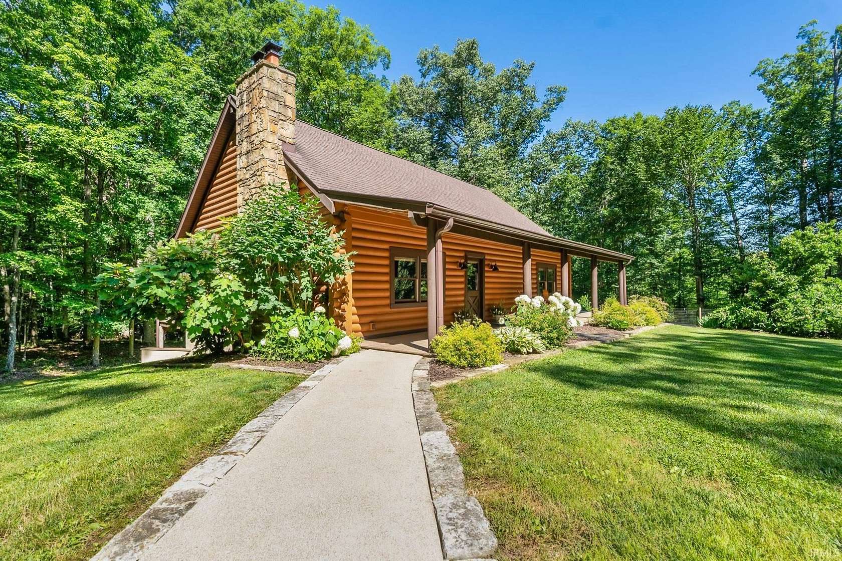 8 Acres of Land with Home for Sale in Morgantown, Indiana