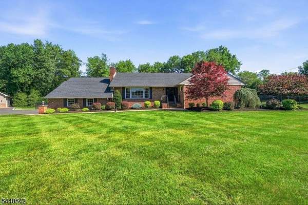 2.33 Acres of Land with Home for Sale in Warren Township, New Jersey