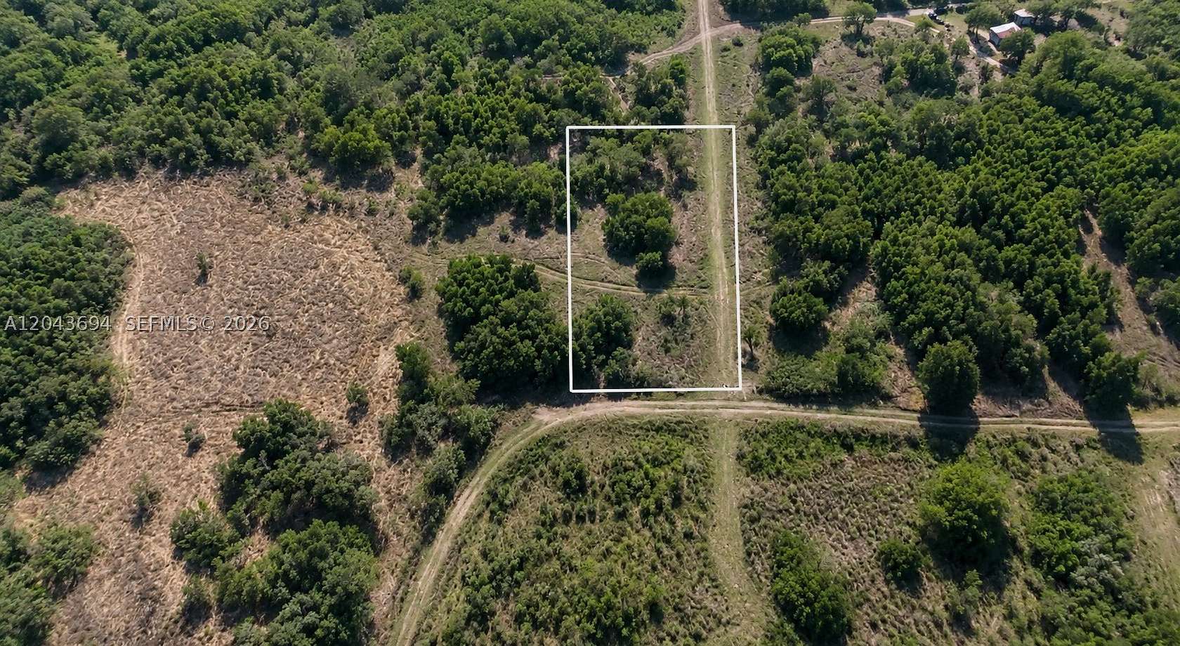 1.25 Acres of Land for Sale in Lake Wales, Florida