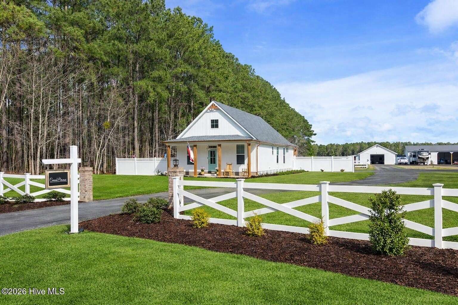 3.25 Acres of Land with Home for Sale in Edenton, North Carolina