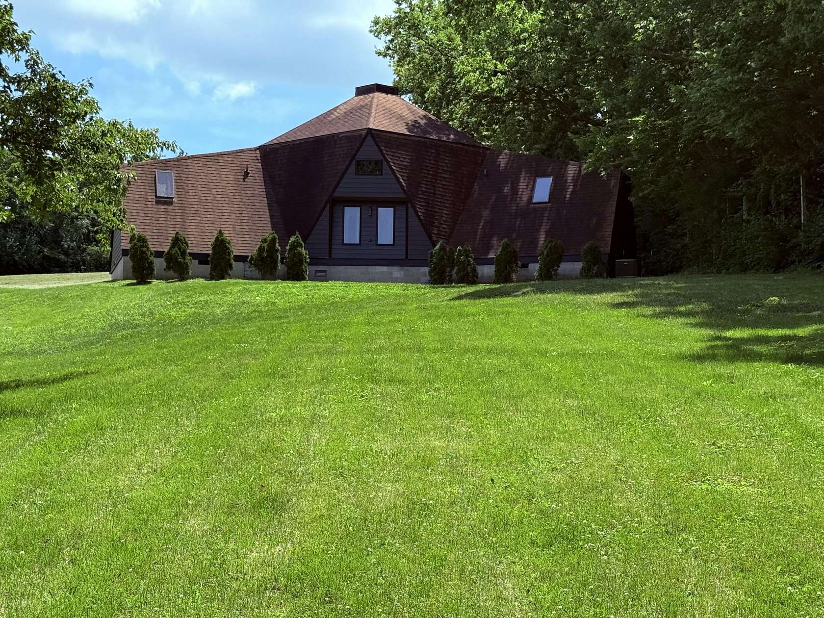 5.5 Acres of Land with Home for Sale in Richmond, Kentucky