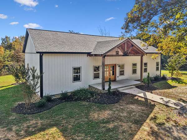 2.5 Acres of Land with Home for Sale in Lyles, Tennessee