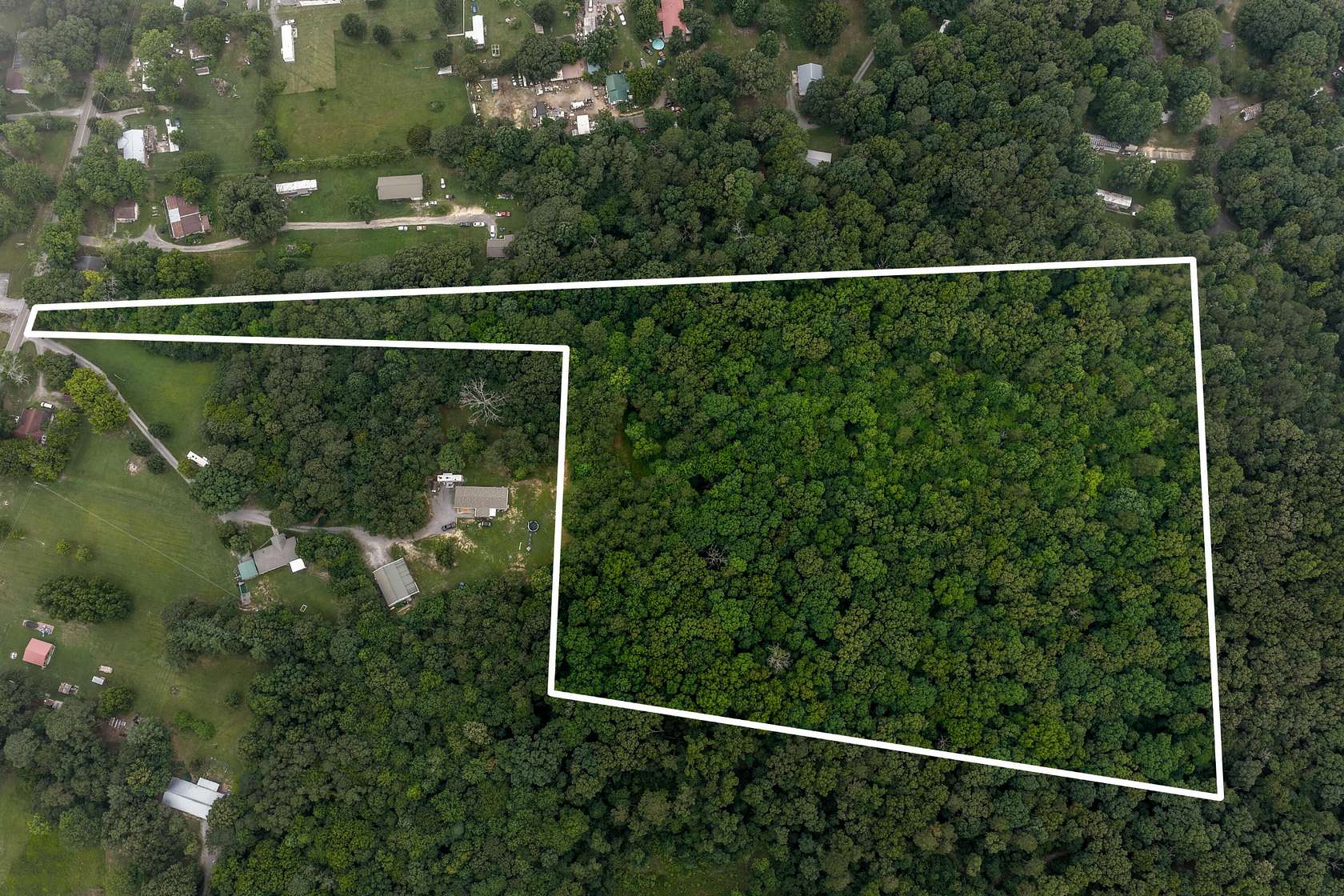 14.7 Acres of Land for Sale in Cleveland, Tennessee