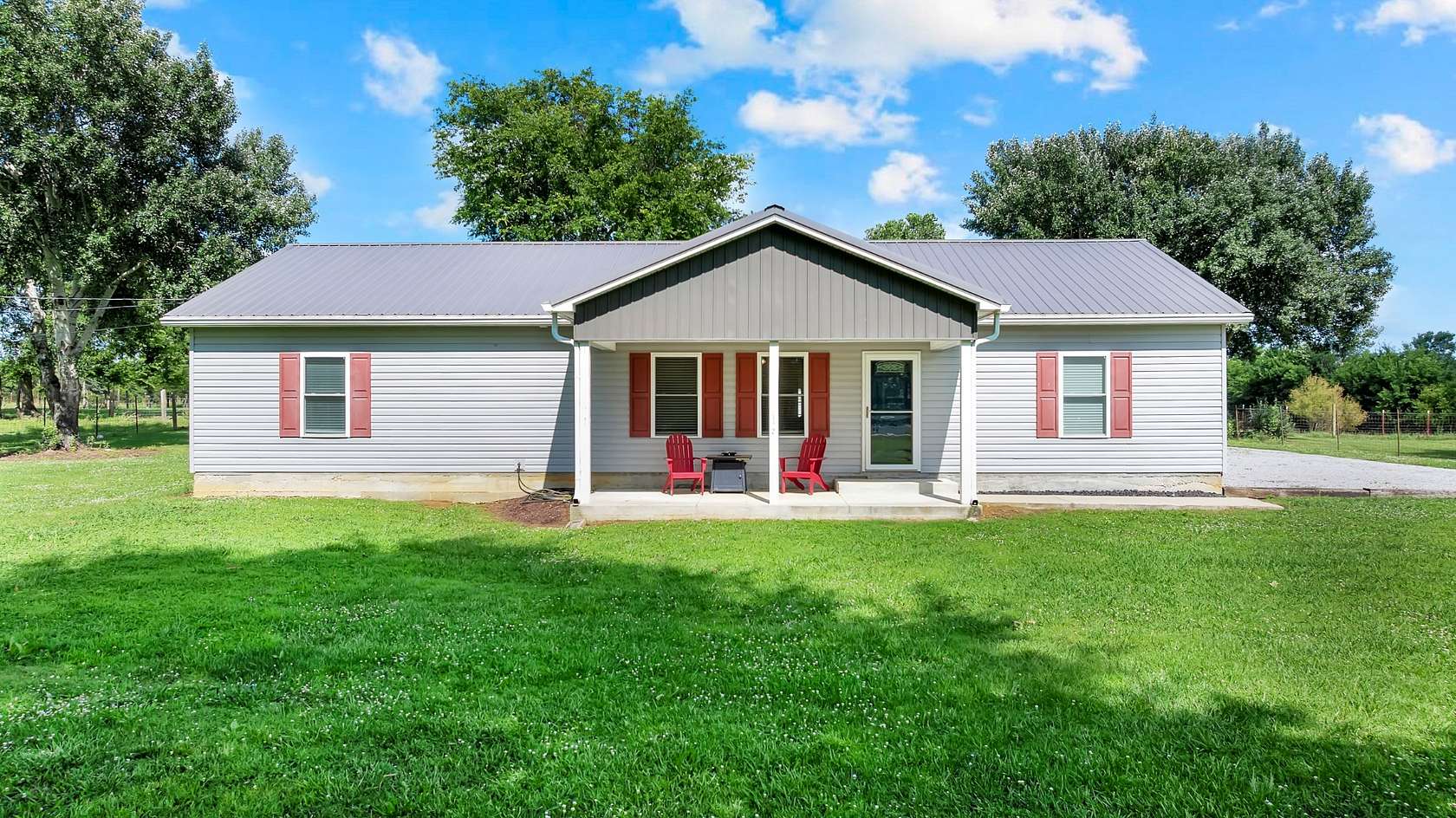7.76 Acres of Land with Home for Sale in Shelbyville, Tennessee