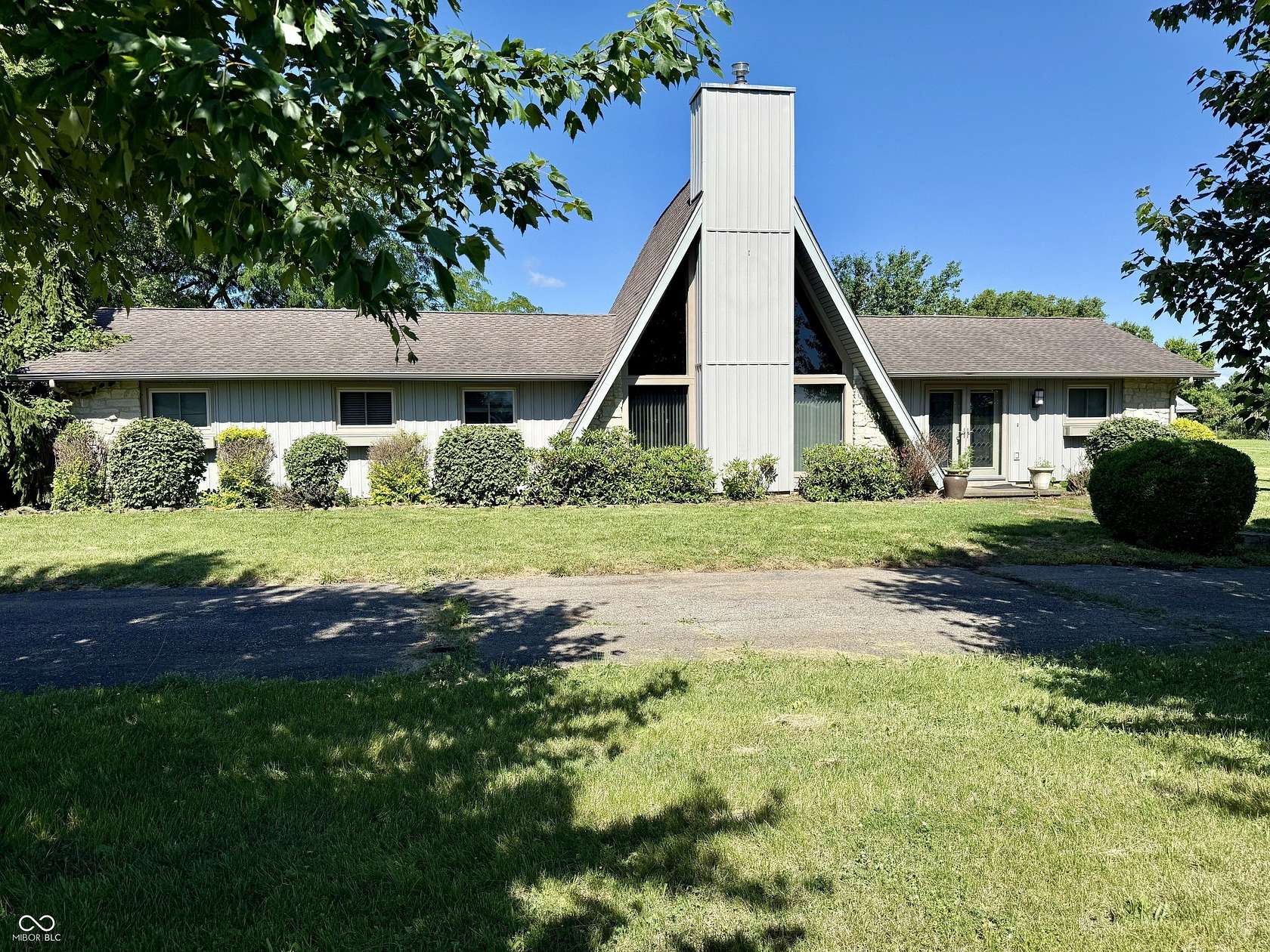 8.86 Acres of Land with Home for Sale in Edinburgh, Indiana