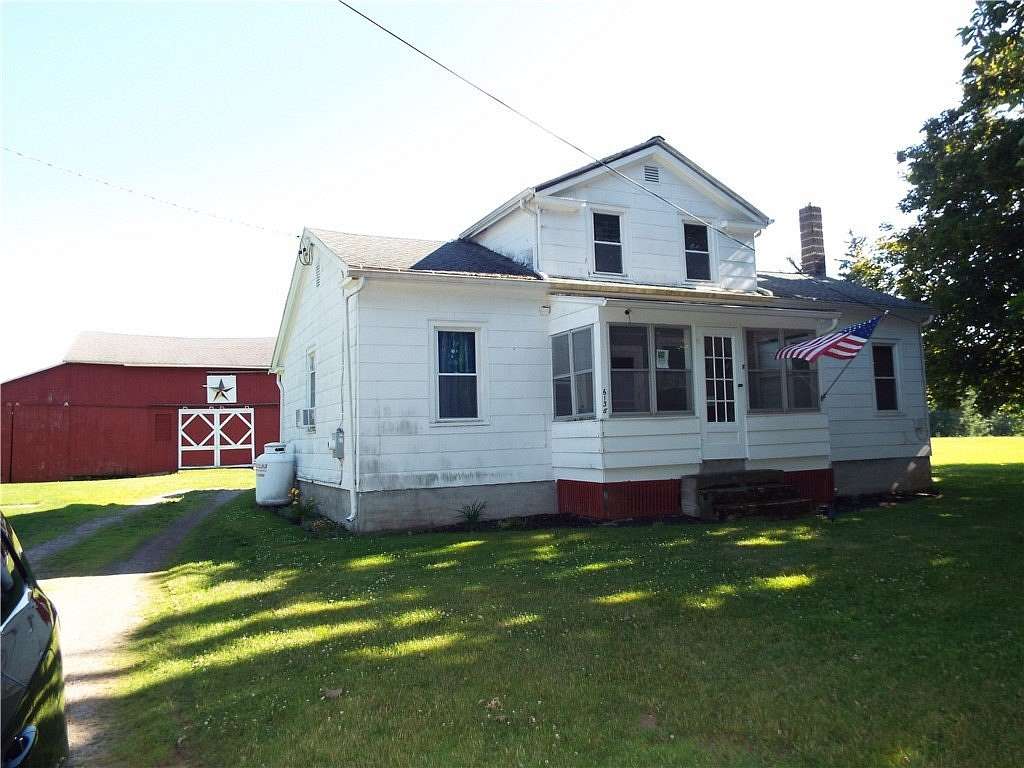 2.5 Acres of Land with Home for Sale in Sodus, New York
