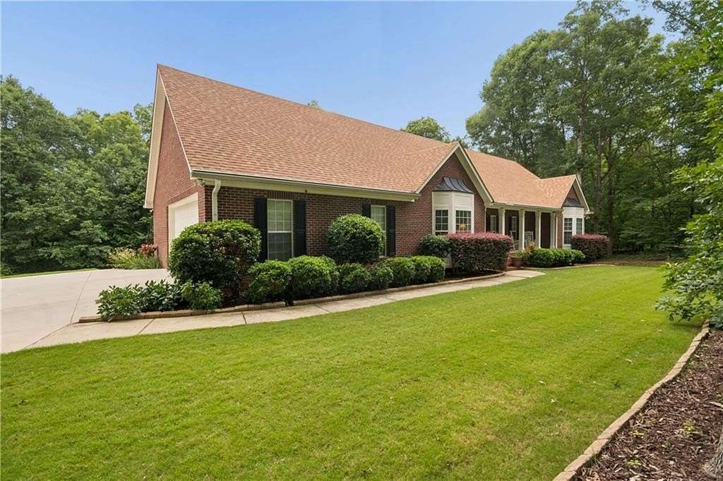 8.5 Acres of Land with Home for Sale in Winston, Georgia