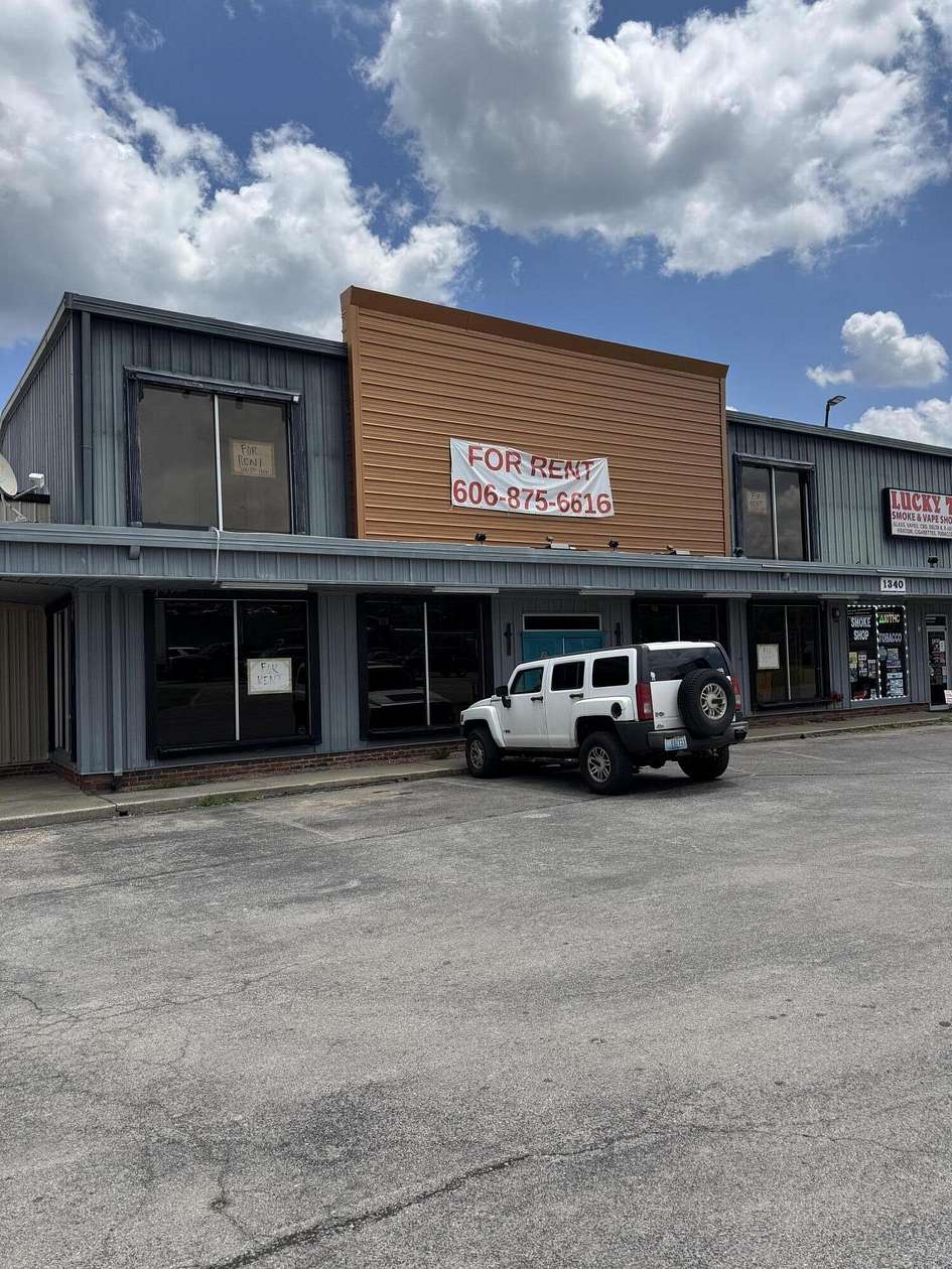 2 Acres of Improved Commercial Land for Lease in Somerset, Kentucky