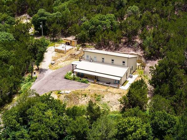4 Acres of Land with Home for Lease in Kerrville, Texas