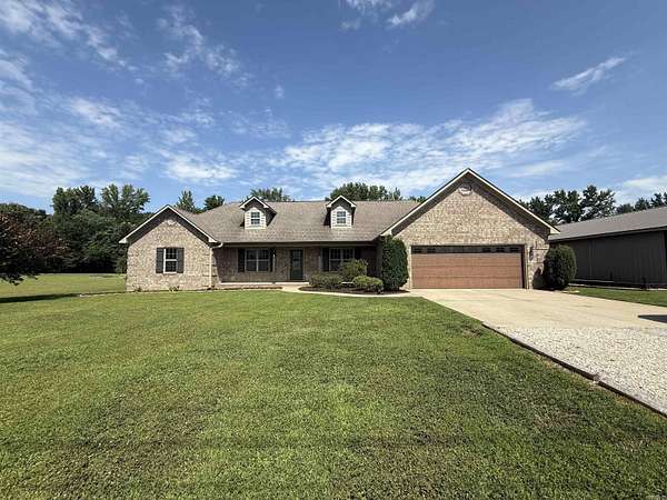 1.5 Acres of Land with Home for Sale in Jonesboro, Arkansas