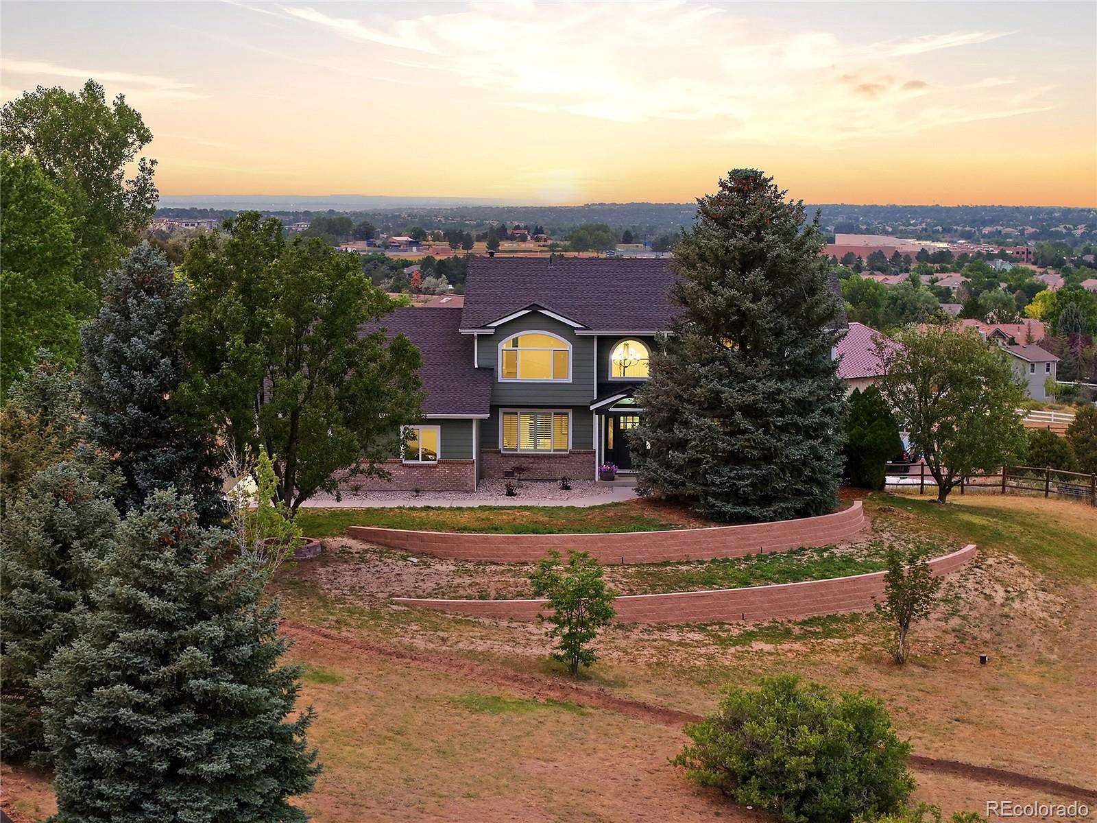 2.1 Acres of Land with Home for Sale in Aurora, Colorado
