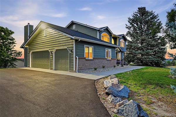 2.1 Acres of Land with Home for Sale in Aurora, Colorado