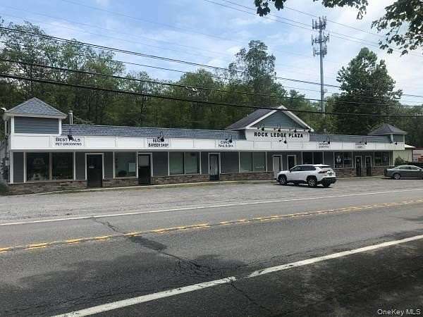 2 Acres of Commercial Land for Lease in Hyde Park, New York