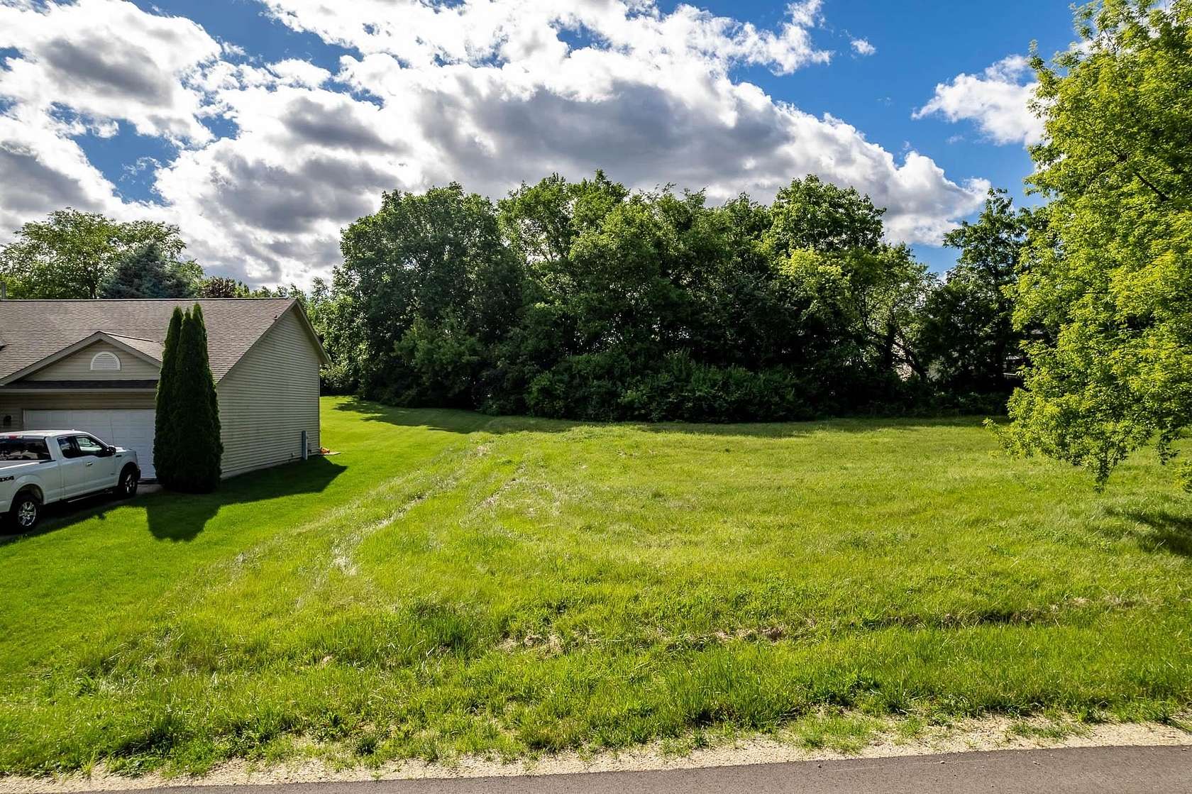 0.24 Acres of Residential Land for Sale in Poplar Grove, Illinois