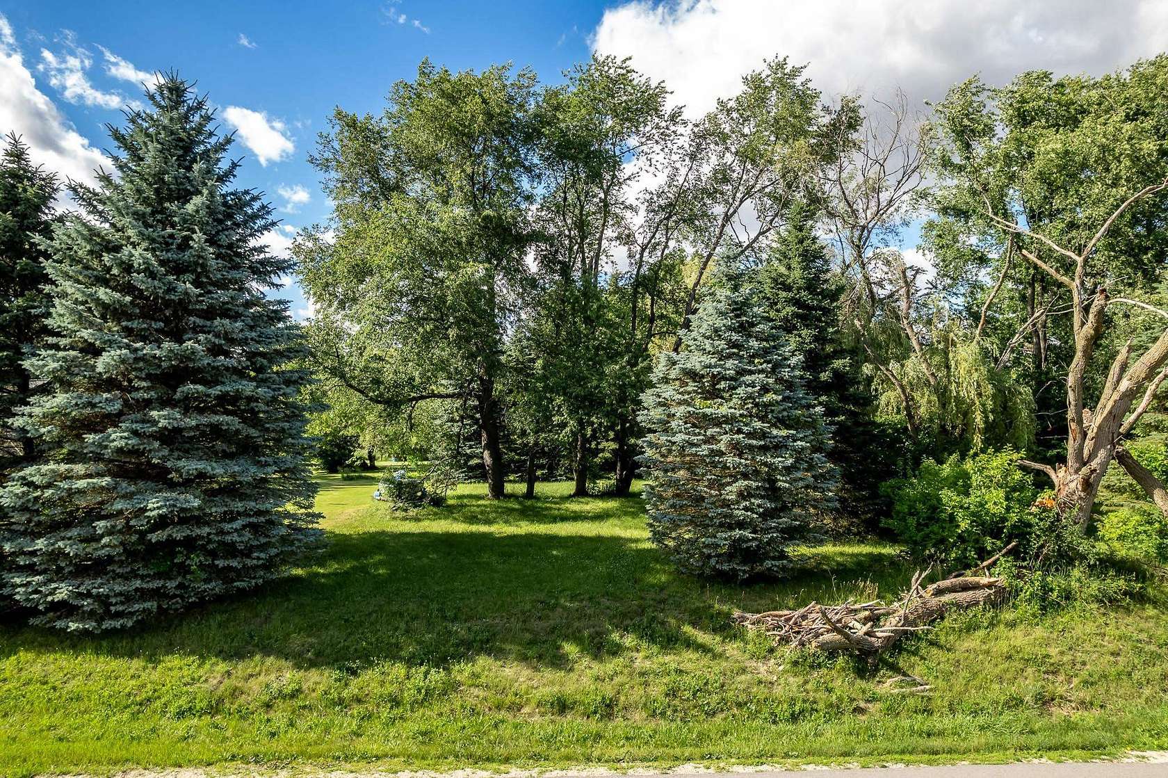 0.24 Acres of Residential Land for Sale in Poplar Grove, Illinois
