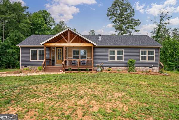 11 Acres of Land with Home for Sale in Danielsville, Georgia