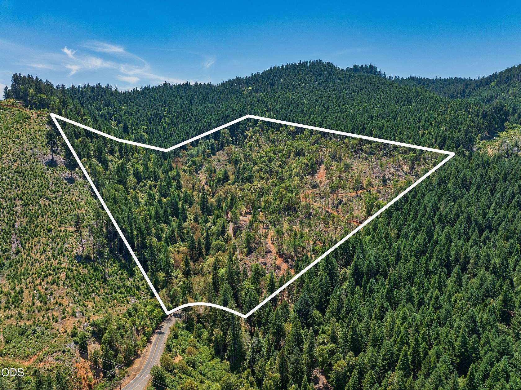 39.6 Acres of Recreational Land with Home for Sale in Wolf Creek, Oregon
