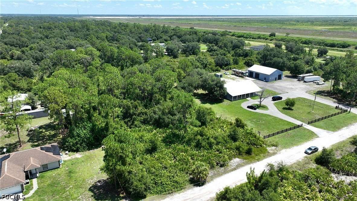 1.25 Acres of Residential Land for Sale in LaBelle, Florida
