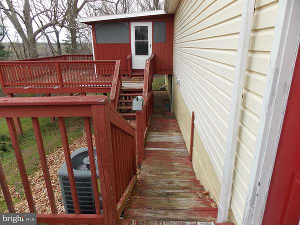 2.25 Acres of Land with Home for Lease in Mechanicsville, Maryland