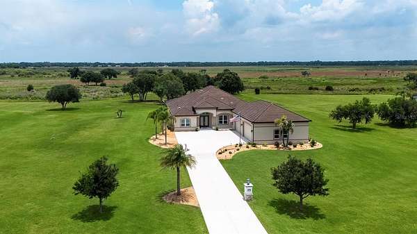 4.66 Acres of Land with Home for Sale in Sarasota, Florida