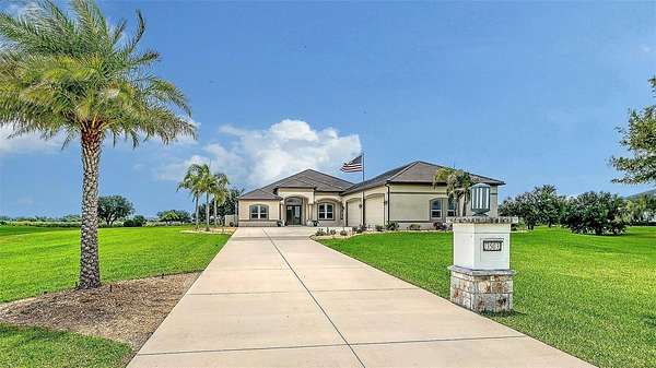 4.66 Acres of Land with Home for Sale in Sarasota, Florida