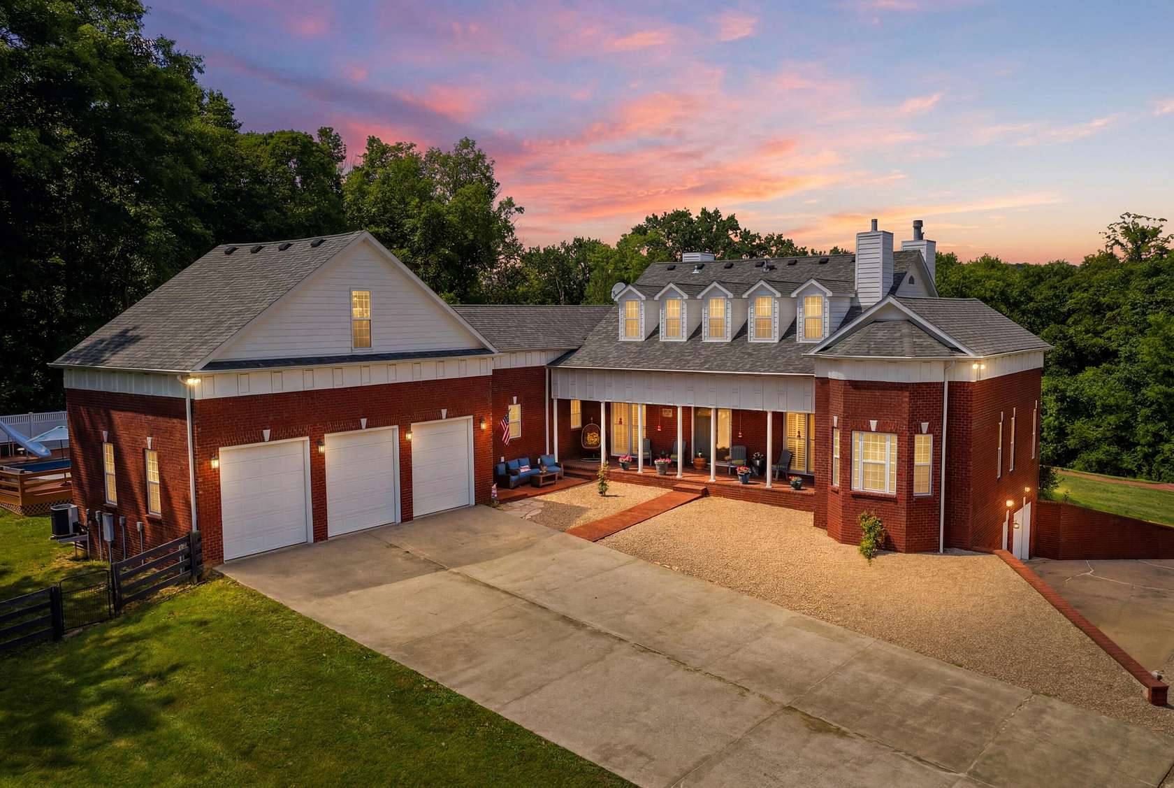 5.18 Acres of Land with Home for Sale in Frankfort, Kentucky