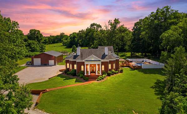 5.18 Acres of Land with Home for Sale in Frankfort, Kentucky