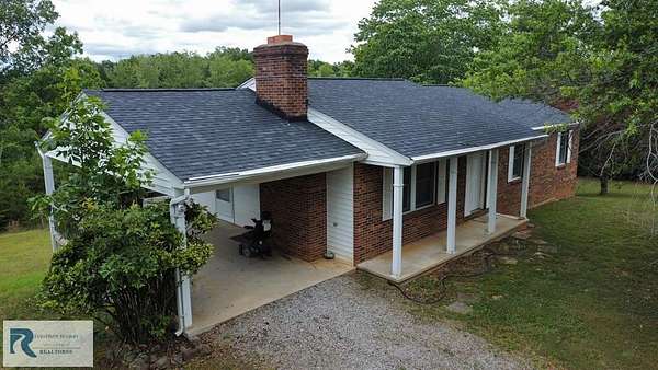 16.5 Acres of Land with Home for Sale in Callands, Virginia