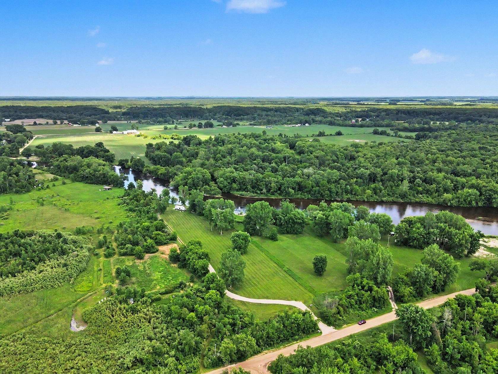 4.12 Acres of Residential Land for Sale in Twin Lake, Michigan