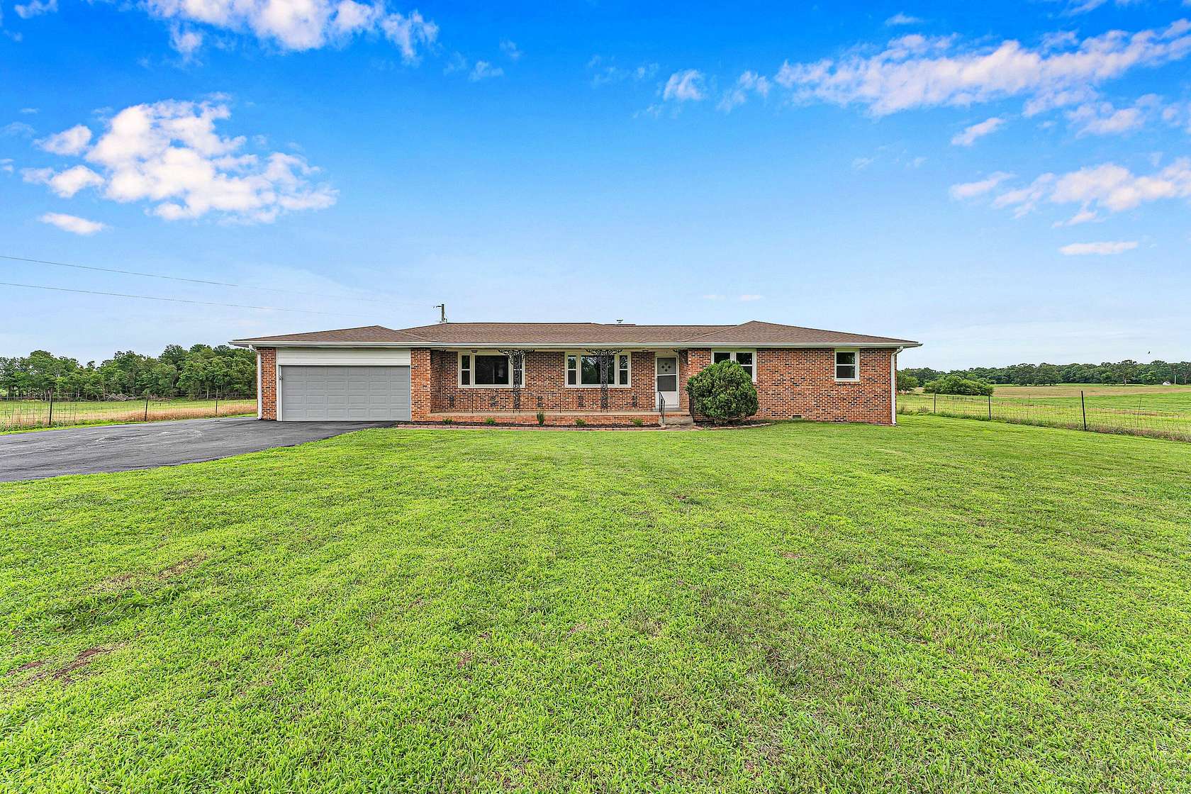 10 Acres of Land with Home for Sale in Billings, Missouri