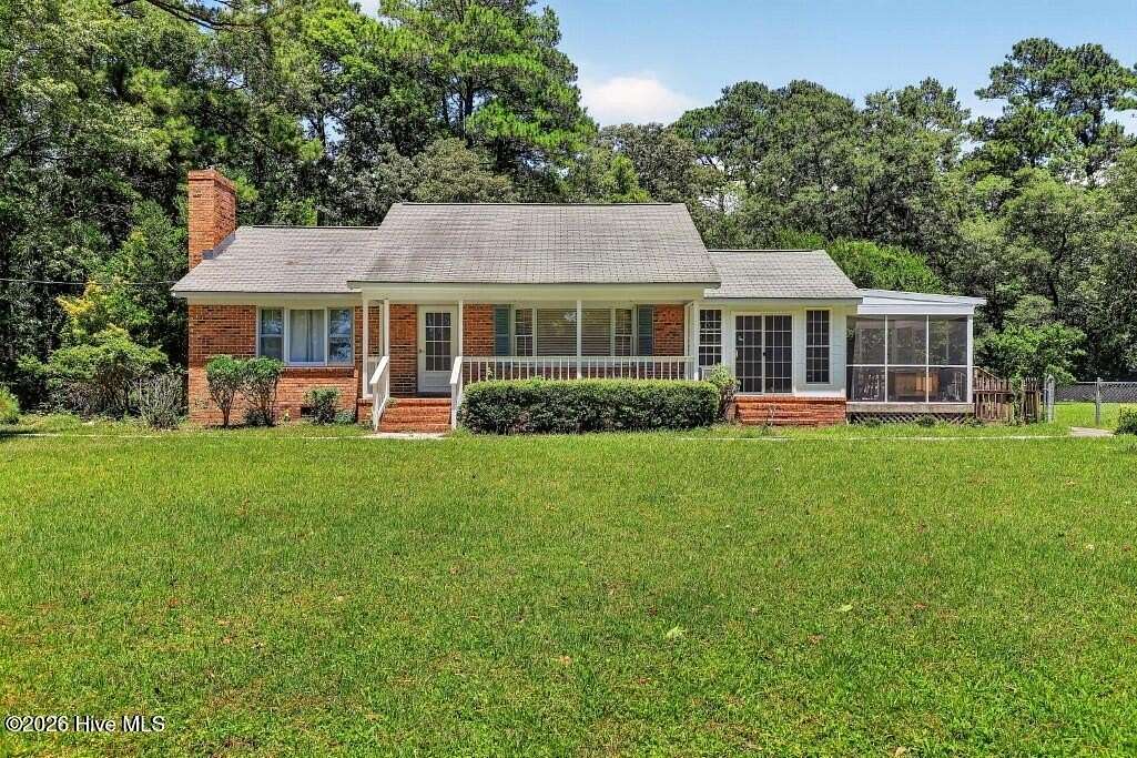 3.62 Acres of Land with Home for Sale in New Bern, North Carolina