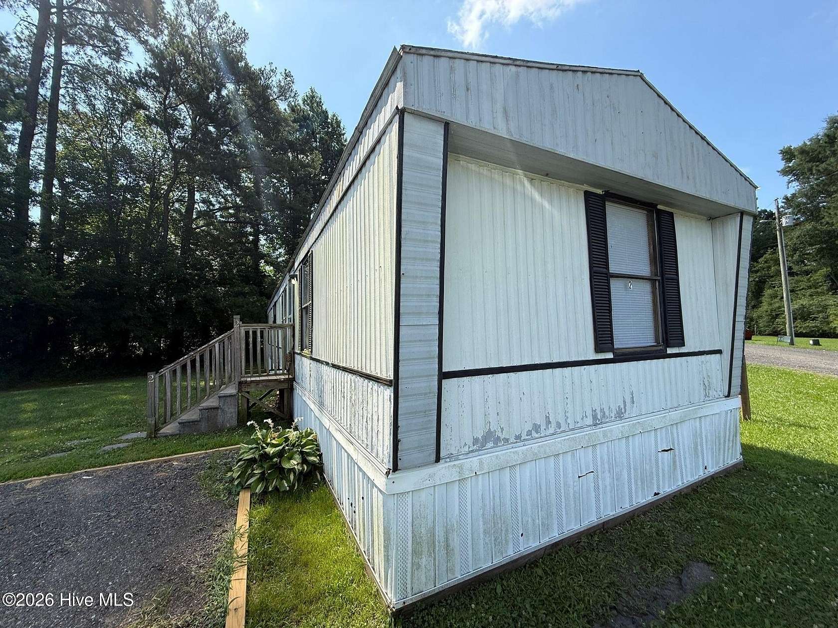 5 Acres of Land with Home for Lease in Jacksonville, North Carolina