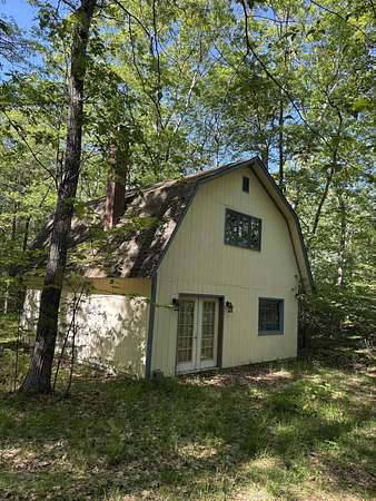 19.9 Acres of Land with Home for Sale in Bristol, Maine