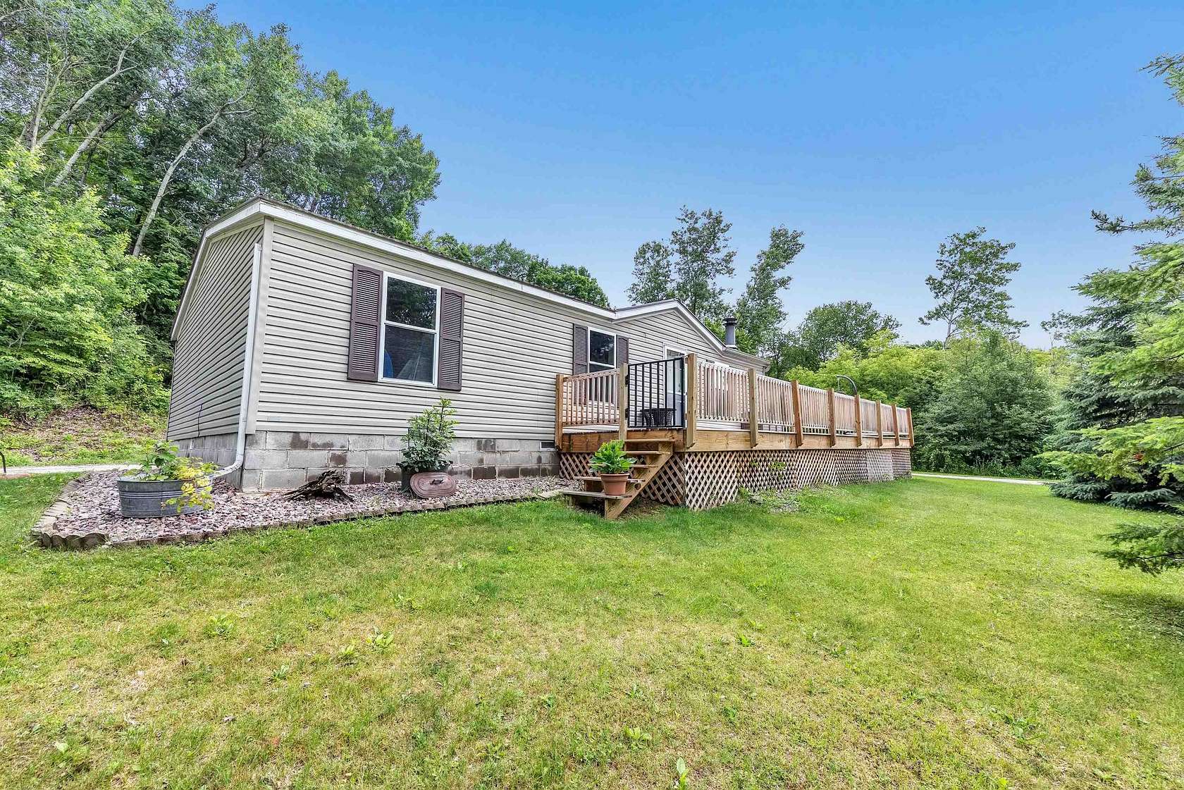 5.89 Acres of Land with Home for Sale in Maribel, Wisconsin