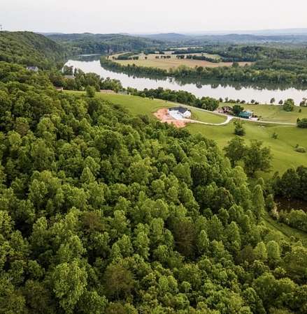 7 Acres of Residential Land for Sale in Decatur, Tennessee