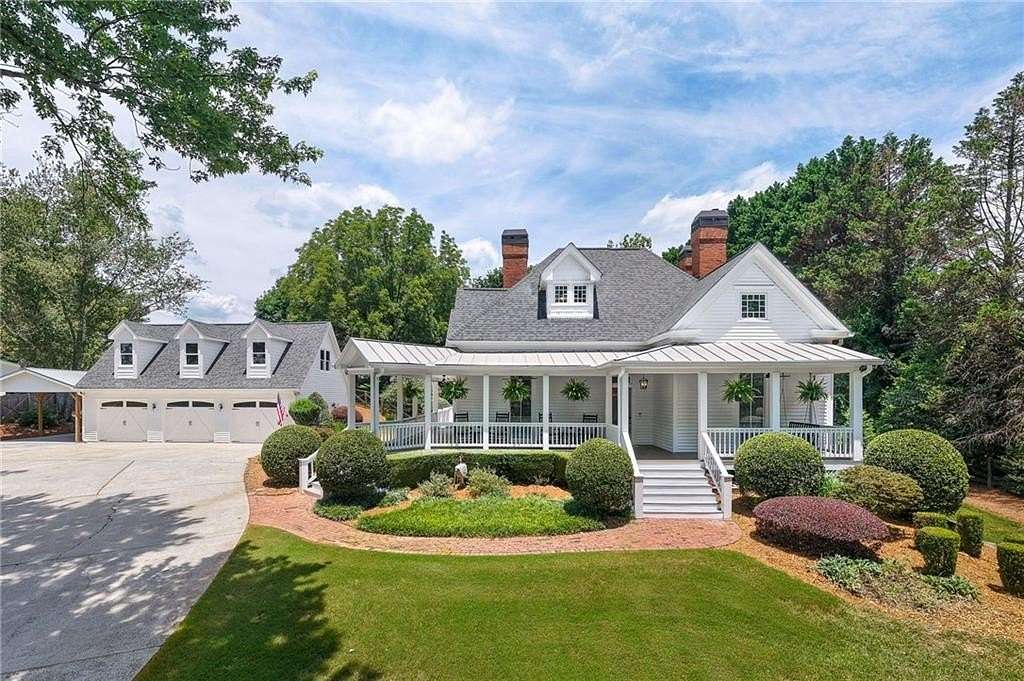 2.4 Acres of Land with Home for Sale in Johns Creek, Georgia